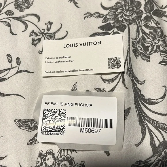 Authentic Louis Vuitton Emilie Wallet - Picture 10 of 11